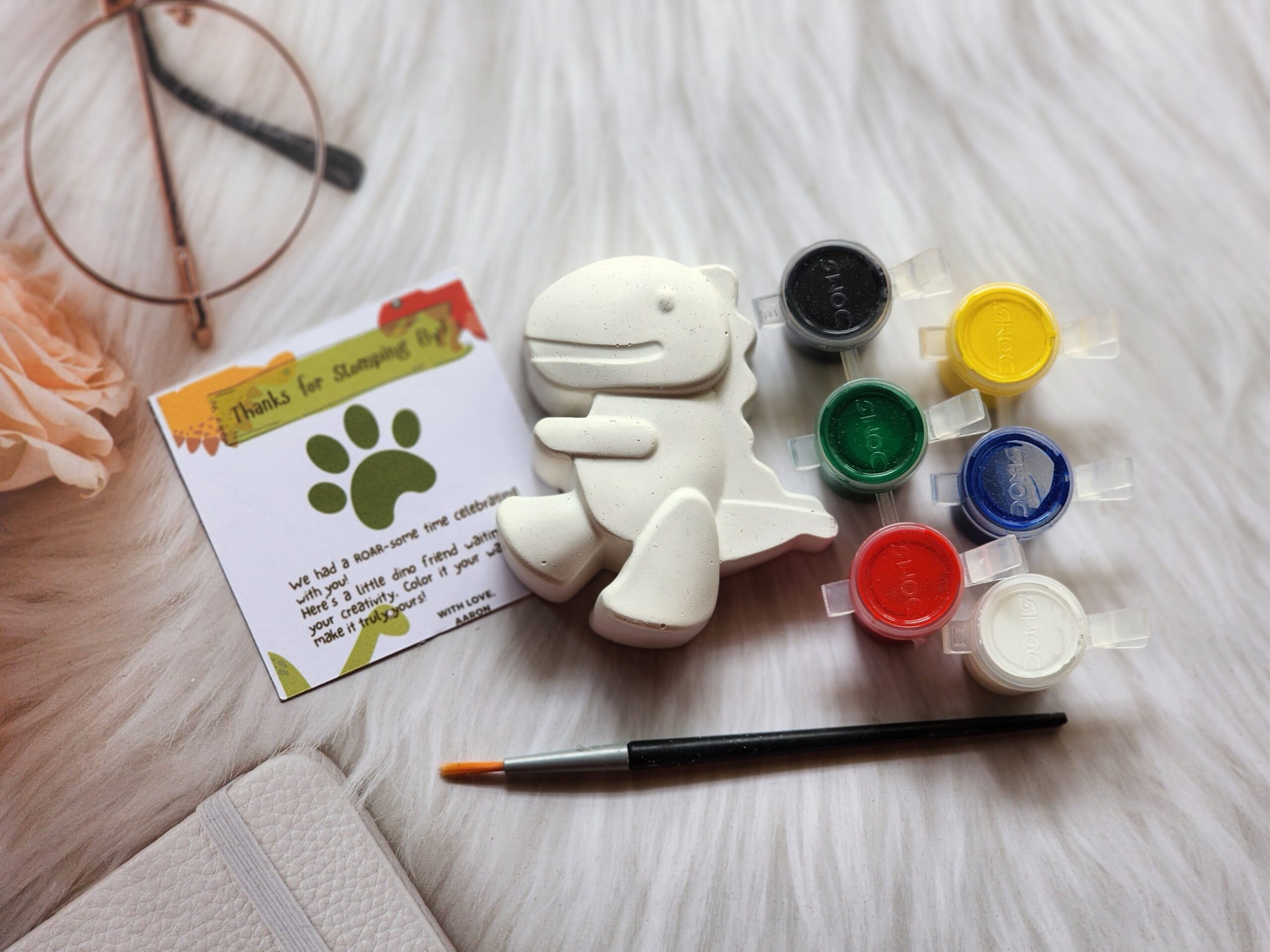 Dinosaur DIY Concrete Paint Kit - Image 3